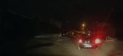 Homem bêbado furta cones da PMDF, dirige na contramão e é preso. Vídeo