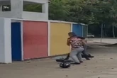 RJ: motoqueiro de app e jovem brigam após discussão por corrida. Veja