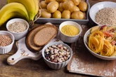 Entenda por que não é indicado cortar carboidratos e gorduras da dieta
