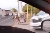 Motociclista atira contra grupo de moradores, mata 2 e deixa feridos