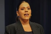 Tati Machado relembra morte do pai e desabafa sobre o luto