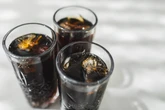 Refrigerante envenenado: vítimas relatam lapso de memória e vômitos