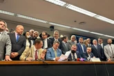 Após motim, comissão da Câmara votará homenagens a Bolsonaro