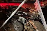 Carro perde o controle, derruba muro e invade casa no Guará