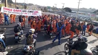 Garis protestam após confissão de empresário em MG: “Não somos lixo”