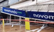 Telhado e vidraça arrancados: chuva deixa rastro de destruição no DF
