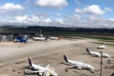 Pela 2ª vez no mês, drones interrompem voos no aeroporto de Guarulhos