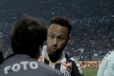 Fotógrafo é expulso de partida após esbarrar em Neymar; entenda