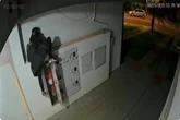 Vídeo: “Homem-Aranha” do crime é preso após invadir 10 casas