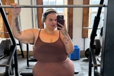 Thais Carla volta à academia após fazer bariátrica e perder 45 kg