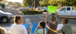 Alunos da 6º série protestam após mudança de professora; confira