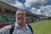 Morre o jornalista Acaz Felleguer, assessor das estrelas do futebol