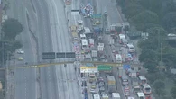 Rio: tiroteio em operação policial fecha a Av. Brasil e Linha Vermelha