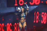 Katy Perry cita o Brasil em texto de aniversário do álbum 143