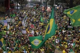 Manifestação bolsonarista na Paulista pressiona por anistia. Siga ao vivo