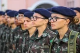 Mais de 2,3 mil mulheres do DF se alistam para as Forças Armadas