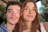 Foto: Marido de Sasha exibe bumbum e apaga logo em seguida