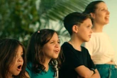 Influencer do DF estrela filme que registra vida real de mãe e filhos