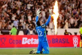 West Ham e Botafogo chegam a acordo por John; saiba detalhes