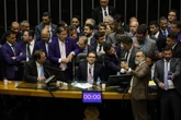 Após semana de tensão, Congresso tenta retomar pauta e normalidade