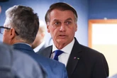 Bolsonaro nega que deixará o país e trabalha com hipótese de ser preso