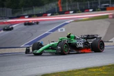 Bortoleto surpreende e larga em 8º no GP da Áustria; Norris é pole
