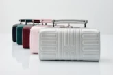 Rimowa aposta em primeira linha de bolsas artesanais para o dia a dia