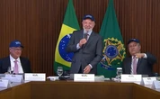 Vídeo: governo Lula lança novo slogan em ação em defesa da soberania