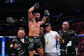 Patrício Pitull supera Ige e conquista primeira vitória no UFC