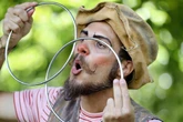 Mágico brasileiro celebra o Nordeste em show mundial: “Minhas origens”