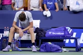 Tenista russo perde, se revolta e quebra raquete no US Open; assista
