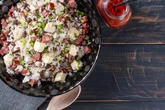 Arroz com carne e linguiça: aposte na receita e surpreenda a família