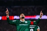 Gustavo Gómez bate recorde em jogo das quartas da Libertadores