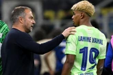 Treinador do Barcelona elogia Yamal, mas prega cautela: “É um gênio”