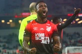 Santos brilha e Athletico-PR elimina São Paulo na Copa do Brasil