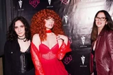 Filha leva mãe para casa de swing e reação a surpreende. Entenda