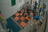 Professora empurra e puxa crianças pelo braço em creche do RS. Vídeo