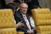 Alckmin sanciona lei que prevê indenização por abandono afetivo de criança