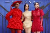 Wandinha: estreia da 2ª temporada reúne looks com referências góticas
