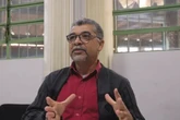 Diretor de escola premiada é um dos afastados do cargo pela prefeitura