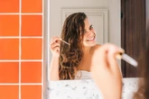 Descubra 3 óleos naturais que protegem o cabelo dos danos da chapinha