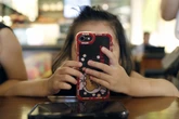 Câmara exige autorização judicial para crianças serem influencers