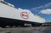 MPT entra com ação contra BYD por trabalho escravo e tráfico humano