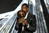 Dembélé pede aumento e deixa PSG em situação delicada; entenda