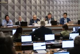 Derrotado, governo articula troca de membros em CPMI mirando maioria