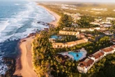 Criança de 8 anos morre afogada na Praia do Sauípe, na Bahia