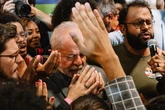 Doc da Netflix mostra como fé e política se misturam no Brasil