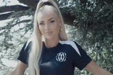 Jogadora mais seguida do mundo deixa time do ex-namorado brasileiro