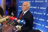 “Ele quer salvar o pai de qualquer maneira”, diz Temer sobre Eduardo