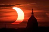 Maior eclipse solar do século deve durar seis minutos. Veja quando